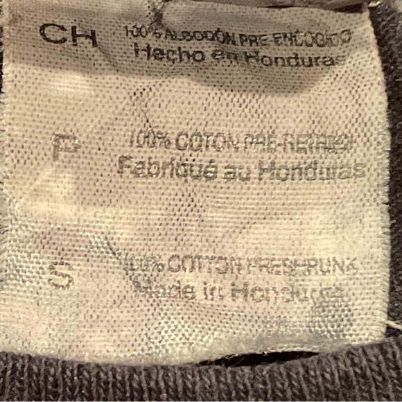 Gildan Wolf & Moon Men’s/Unisex T-Shirt Size Small - Picture 10 of 10